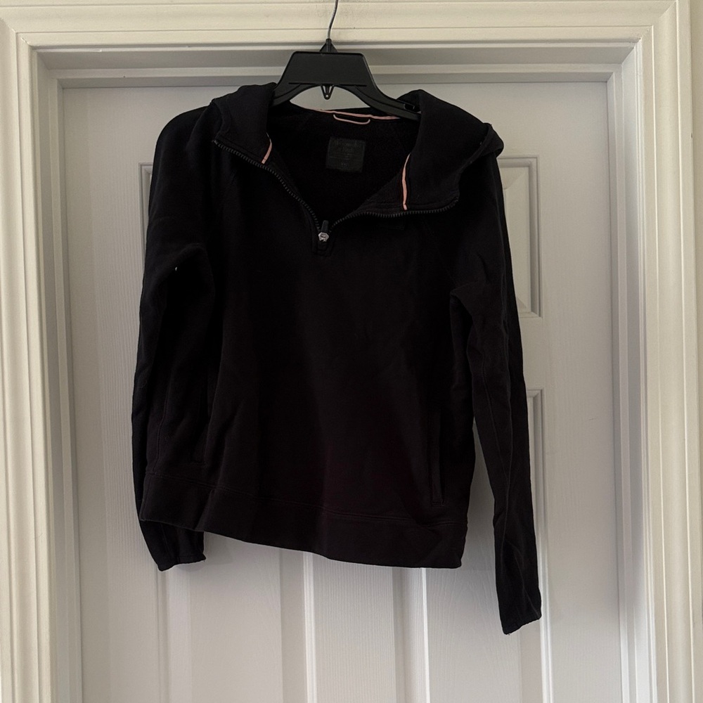 Abercrombie and fitch pull over